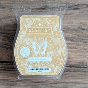Scentsy Ginger Cookie Crunch Scent Bar in Warm Yellow